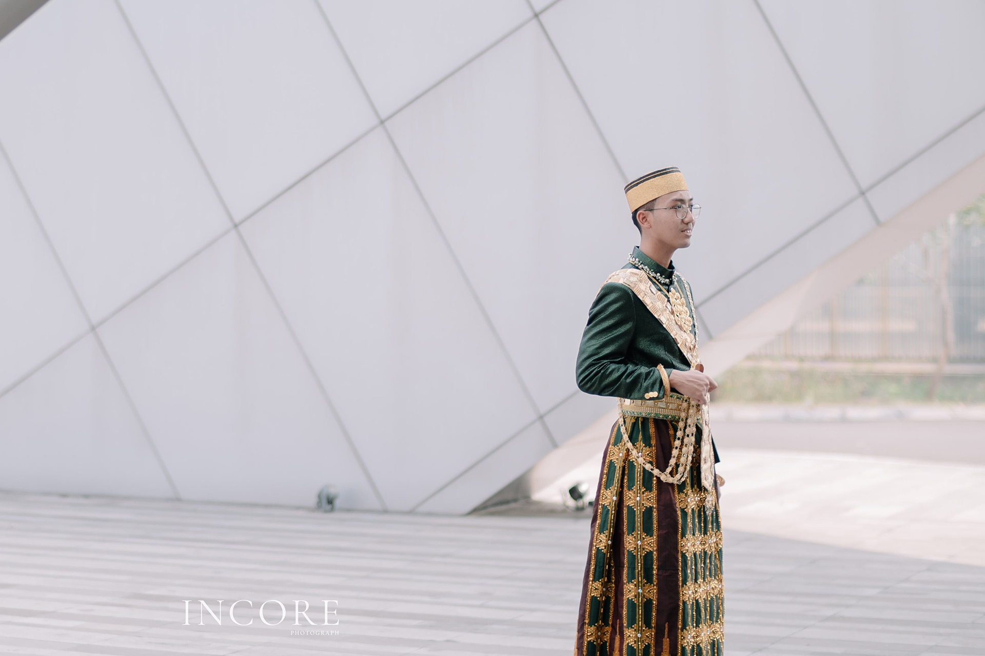 KONTAK KAMI